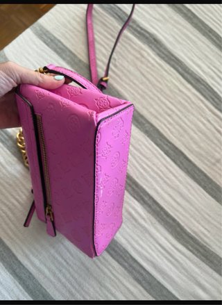 Bolso Guess Rosa y Dorado