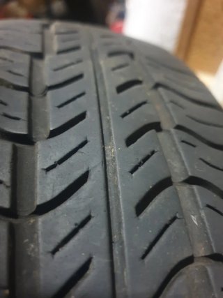 Neumático Pirelli 155/80 R13 79T