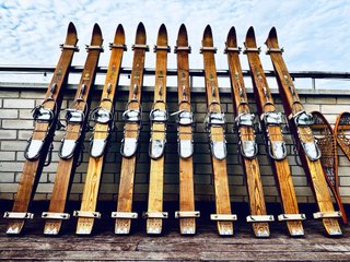 Esquís Militares Antiguos de Madera - Antigüedades
