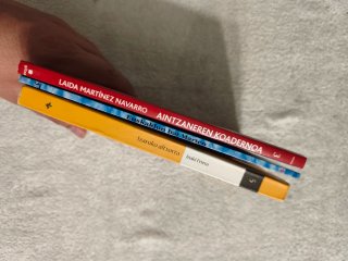 3 libros en euskera...