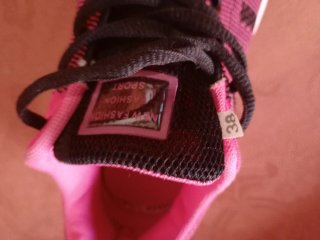 Tenis Mujer Negro y Rosa