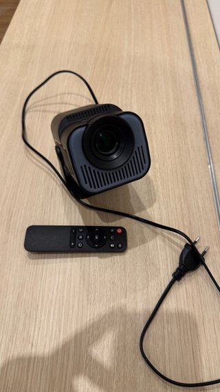 Proyector WiFi6 Bluetooth 5.4 Negro