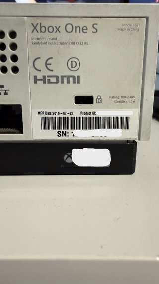 Xbox One S 1TB senza controller