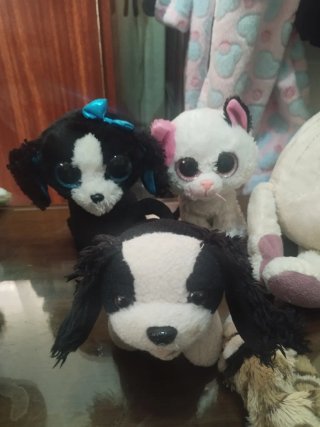 Lote de peluches variados