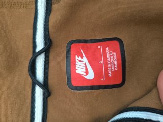 Sudadera Nike Tech Marrón