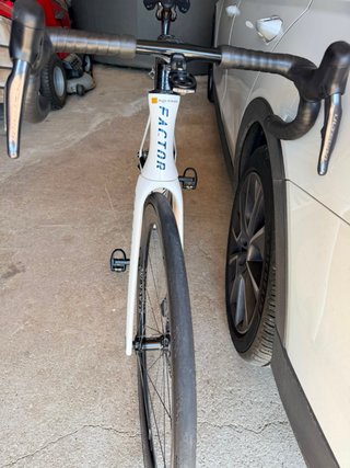 Bicicleta Factor Monza Disc Ultegra Di2