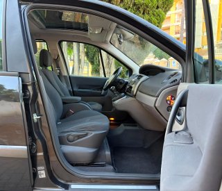 Renault Scenic 1.9 dCi 130cv 5p ((150.000km)).