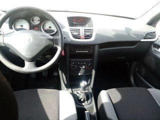Peugeot 207 2009