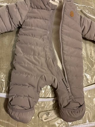 Buzo H&M Talla 1-2 meses