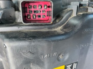 Faro Xenon Derecho Volvo CX70/V70/S80