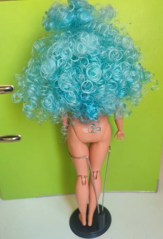 Barbie Extra Blue Articulada