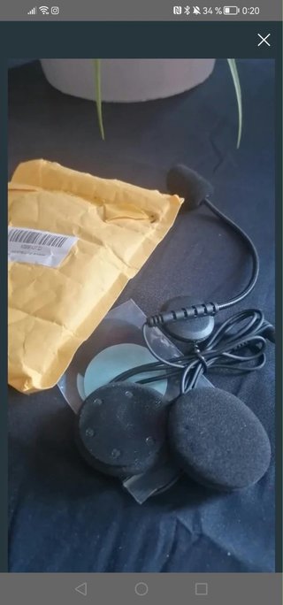 Auriculares y micrófono para moto