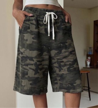 Pantalón corto camuflaje militar