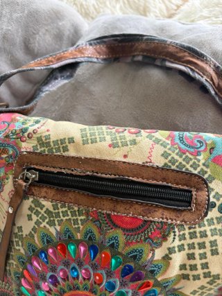 Bolso bandolera estampado multicolor