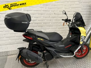 Aprilia SR GT 125 Sport - 2024 - 5.400km