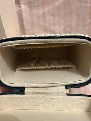 Secchiello Chanel paglia