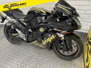 Kawasaki ZX-10R - 2007 - 73.545km