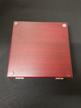 Set de vino de madera y metal