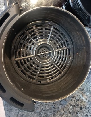 Freidora de aire Tefal negra