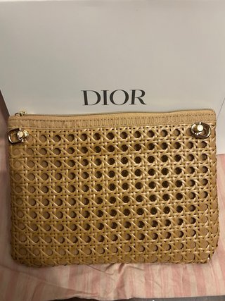 Pochette Dior in rafia