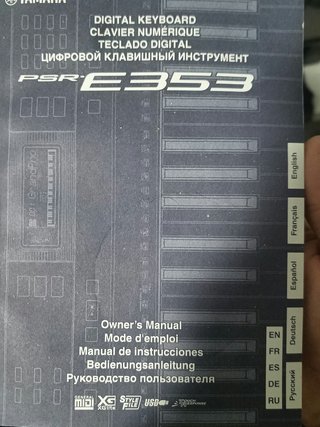 Teclado Yamaha PSR-E333 con soporte