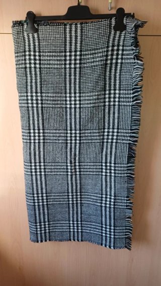 Bufanda reversible estilo mantón