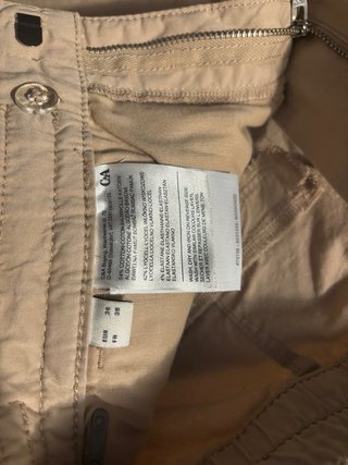 Pantalones beige