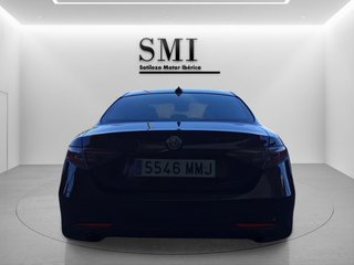 Alfa Romeo Giulia 2.2 Diesel Sprint RWD 118 kW (160 CV)