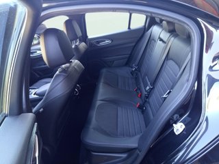 Alfa Romeo Giulia 2.2 Diesel Sprint RWD 118 kW (160 CV)