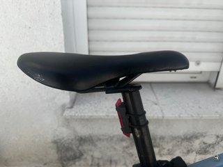 Bicicleta eléctrica Rockrider e-ST 100 27,5"