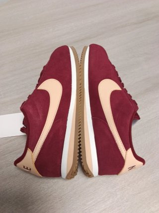 Nike Cortez Rojo y Amarillo