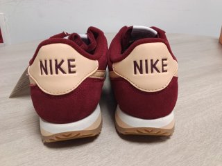 Nike Cortez Rojo y Amarillo