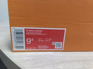 Nike Cortez Rojo y Amarillo
