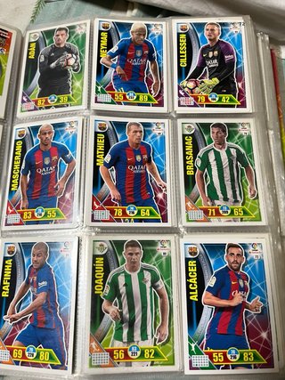 Adrenalyn 2016-2017 cromos de fútbol