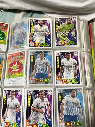 Adrenalyn 2016-2017 cromos de fútbol