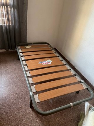 Somier de madera y metal