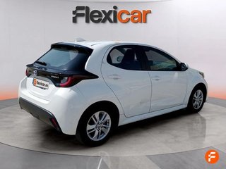 Toyota Yaris 1.5 120H Business Plus