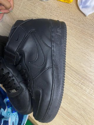 Zapatillas Nike Air Force 1 Mid Negras