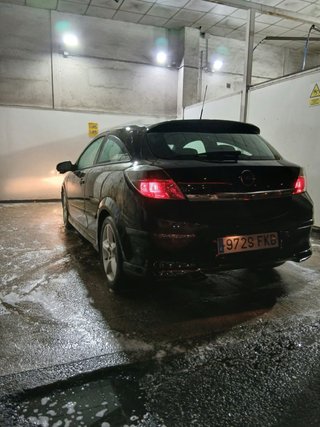 Opel Astra gtc 2006