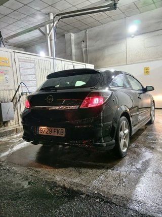 Opel Astra gtc 2006
