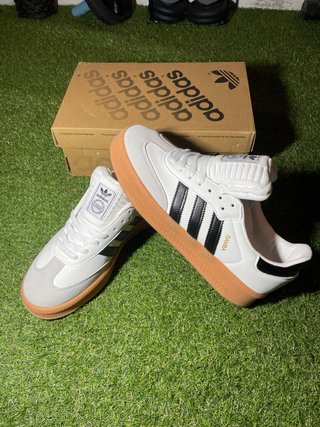 Adidas Samba blancas y negras – 49,99€