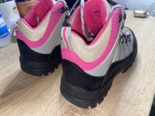 Botas Montaña Niña TALLA 32