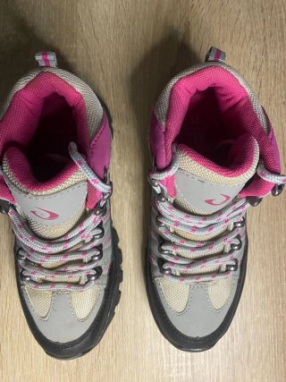 Botas Montaña Niña TALLA 32
