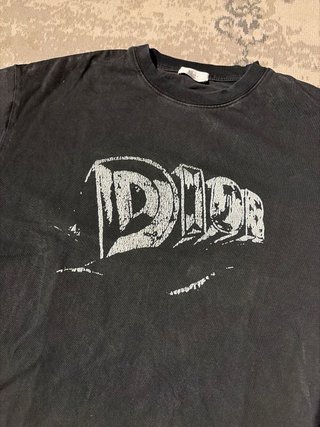Camiseta Dior Negra Logo Frontal