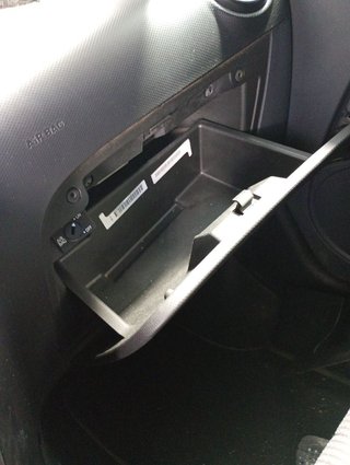GUANTERA Seat Leon (1P1)(05.2005->)