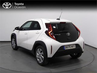TOYOTA Aygo X Cross 1.0 VVT-I 72CV Play