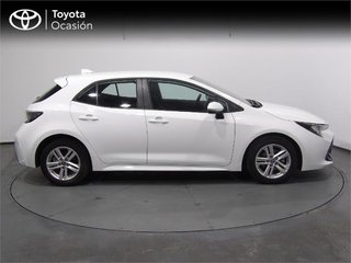 TOYOTA Corolla 1.8 125H ACTIVE TECH E-CVT