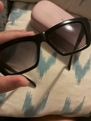 Gafas de sol negras