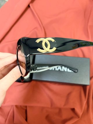 Gafas de sol Chanel rectangulares