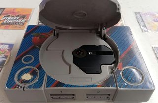 Console Playstation 1 Stilizzata Crash legge tutto